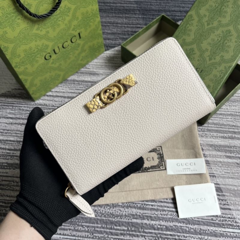 Gvc*1 purse